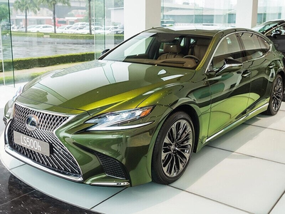 lexus-ls-500h-2548337j33132x16